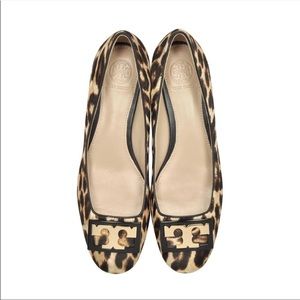 Tory Burch Gigi Leopard Flats Size 6.5 NIB